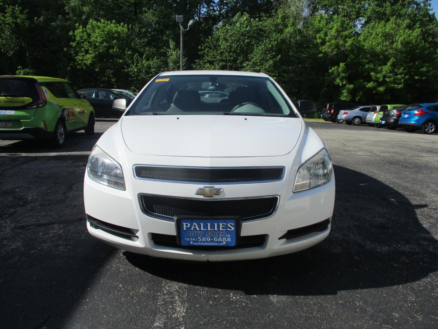 2012 WHITE Chevrolet Malibu (1G1ZB5E08CF) , AUTOMATIC transmission, located at 540a Delsea Drive, Sewell, NJ, 08080, (856) 589-6888, 39.752560, -75.111206 - Photo#9